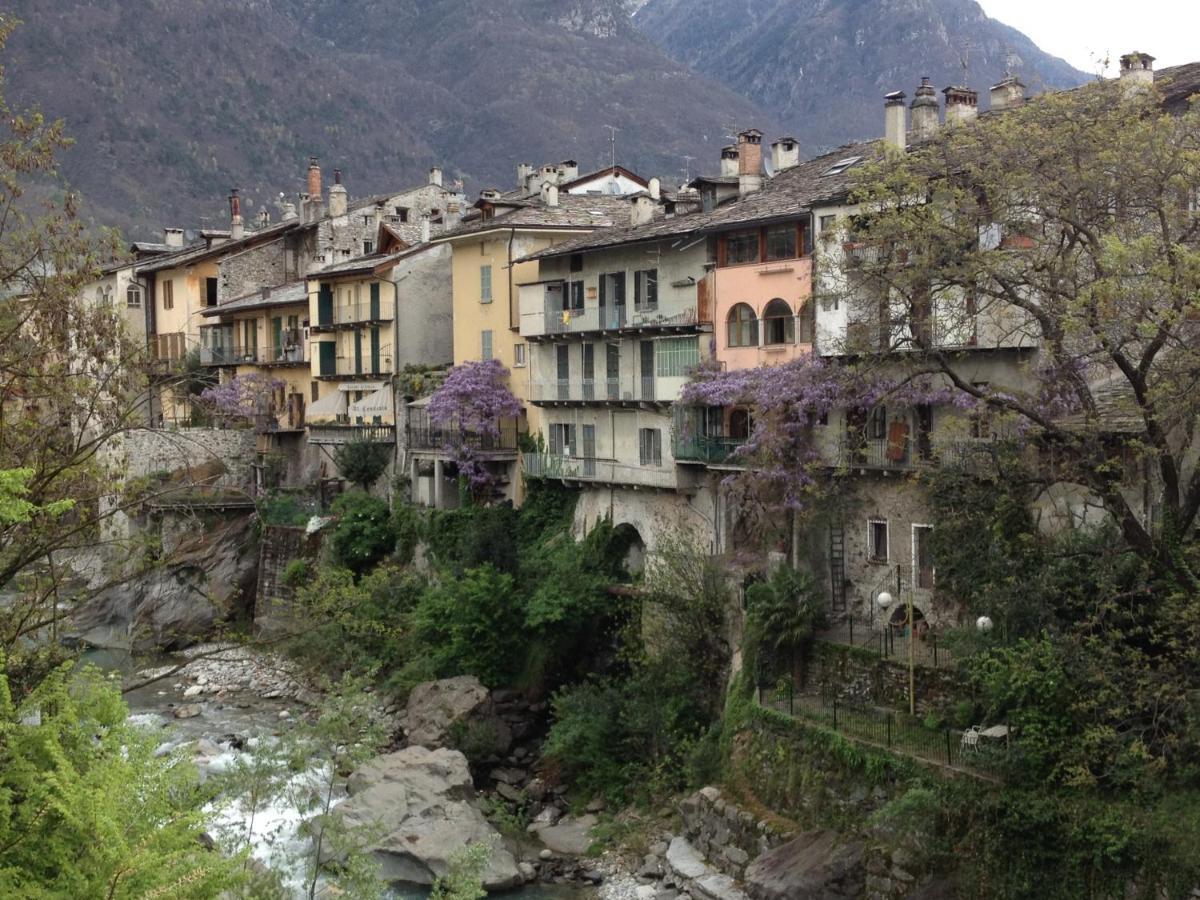 Bb Chiavenna Centro Storico Bed and Breakfast Eksteriør billede